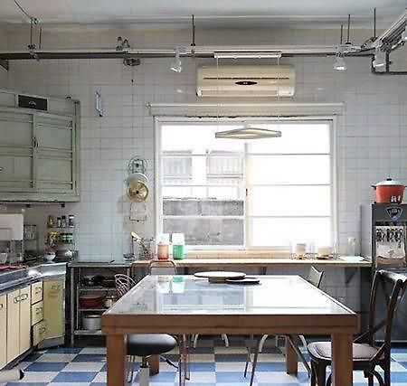City Hut 1828 台南 エクステリア 写真